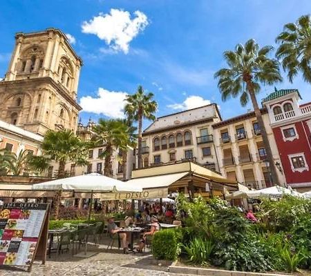 La Plaza, En El Centro Facil Acceso Y Parking Cercano Granada Kültér fotó